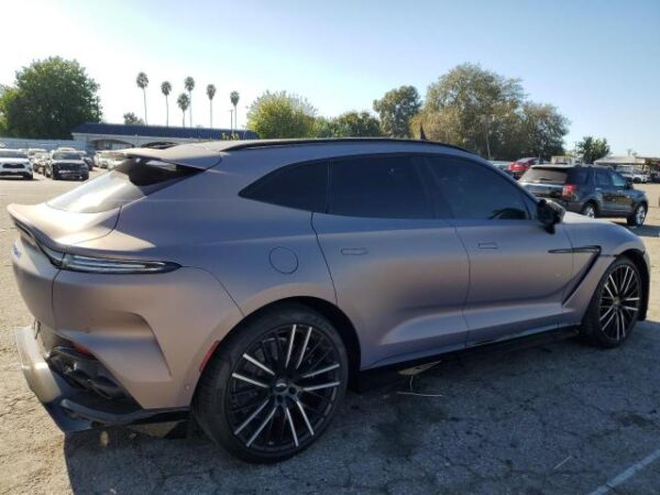Aston martin DBX 2023 - SD7VUJBW1PTV08231