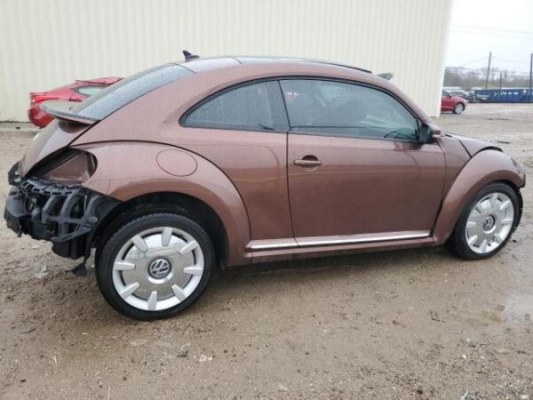 Volkswagen BEETLE 2016 - 3VWJ07AT2GM634100
