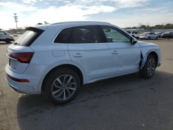 AUDI Q5 WHITE - WA1GAAFY3P2178573