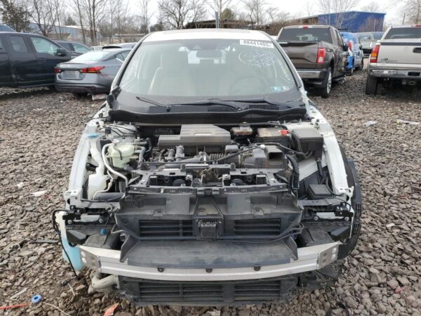 HONDA CRV WHITE - 2HKRW1H5XJH520657