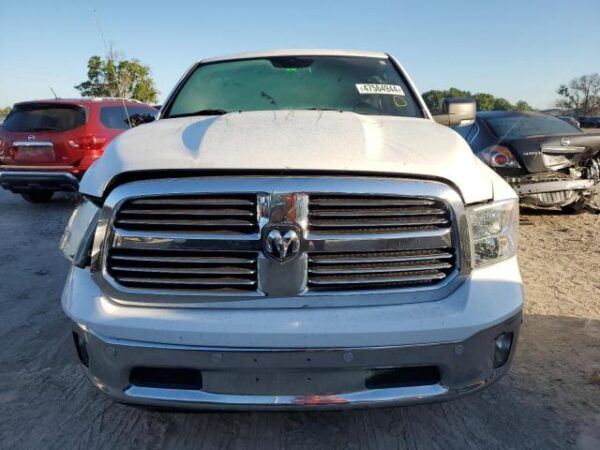 Ram 1500 2019 - 1C6RR7TT8KS606172
