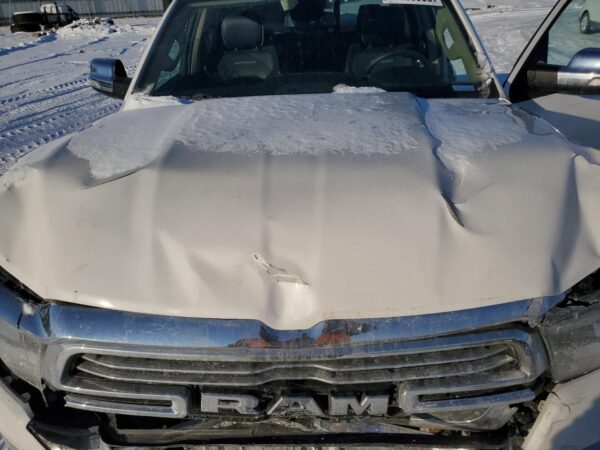 RAM 1500 WHITE - 1C6SRFJT0LN235989