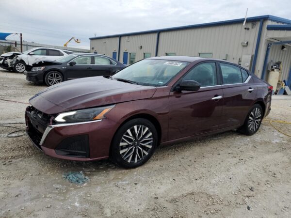 NISSAN ALTIMA BURGUNDY - 1N4BL4DV5RN358004