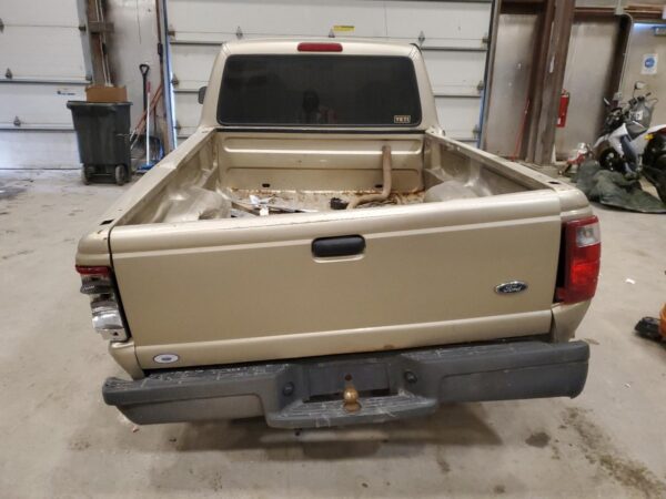 FORD RANGER TAN - 1FTYR10DX2PB45560