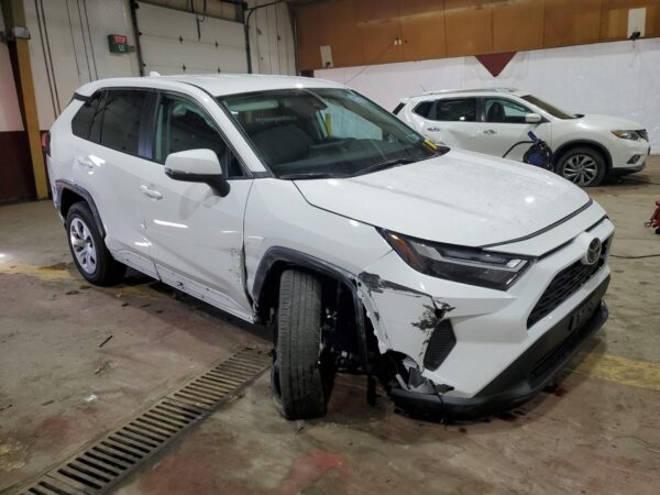 TOYOTA RAV4 WHITE - 2T3G1RFV3RC472920