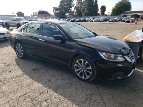 Honda Accord 2015 - 1HGCR2F51FA103739