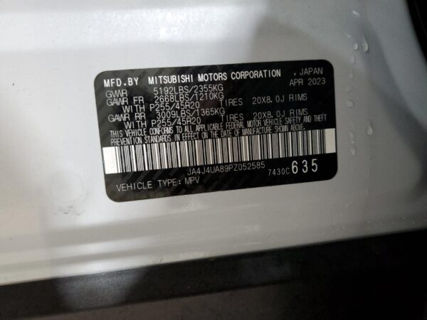 MITSUBISHI OUTLANDER WHITE - JA4J4UA89PZ052585