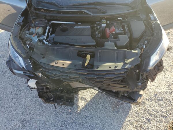 NISSAN ROGUE SILVER - 5N1BT3AA7PC947792