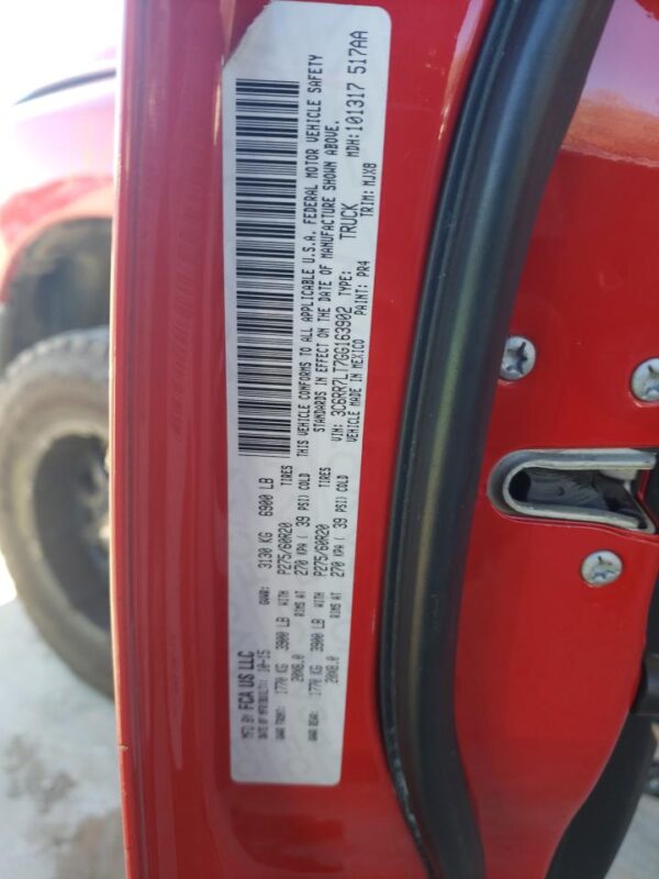 RAM 1500 RED - 3C6RR7LT7GG163902