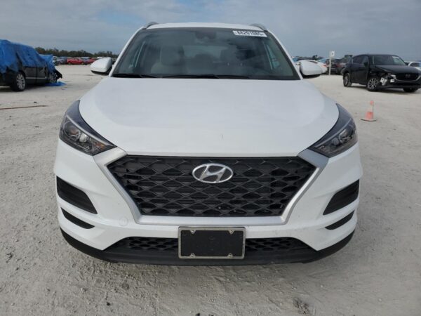HYUNDAI TUCSON WHITE - KM8J33A46MU381135