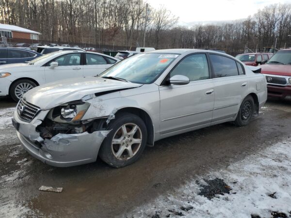 NISSAN ALTIMA SILVER - 1N4AL11D05N430243