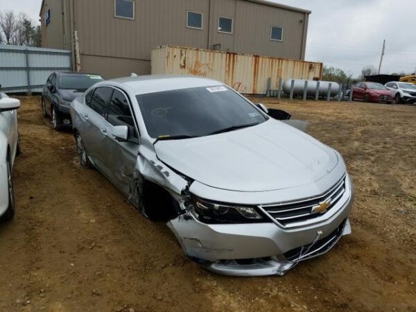 CHEVROLET IMPALA SILVER - 2G1105S3XH9100240