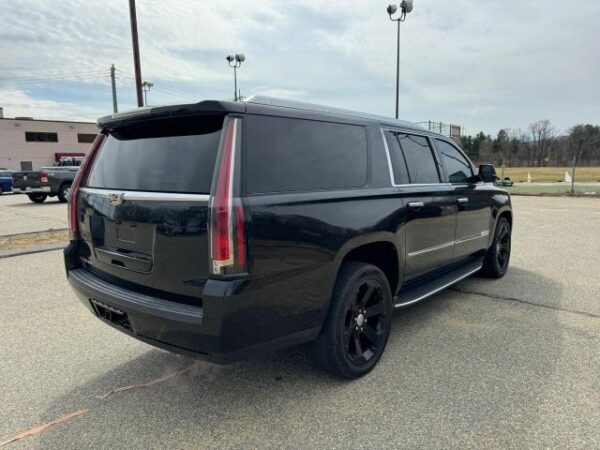 Cadillac Escalade 2015 - 1GYS4SKJ1FR666104