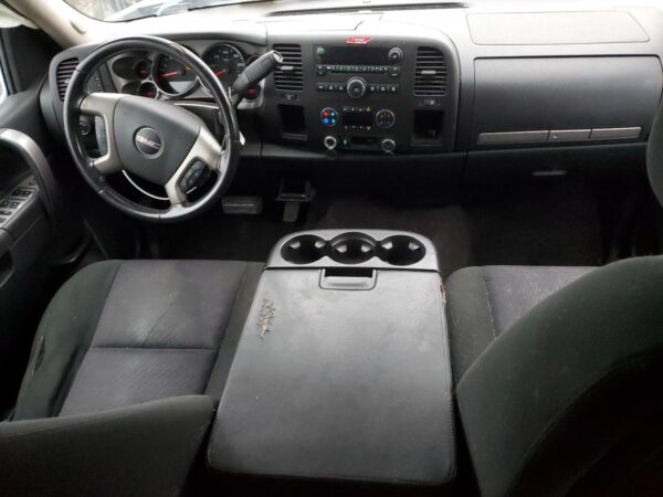 GMC SIERRA SILVER - 1GTR1VE01CZ113451