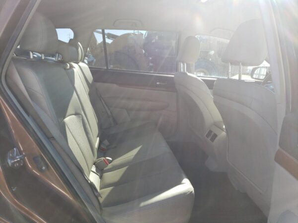 SUBARU OUTBACK BROWN - 4S4BRCJC4D3276173