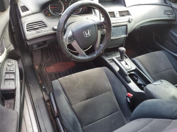 HONDA ACCORD SILVER - JHMCP263X8C013109