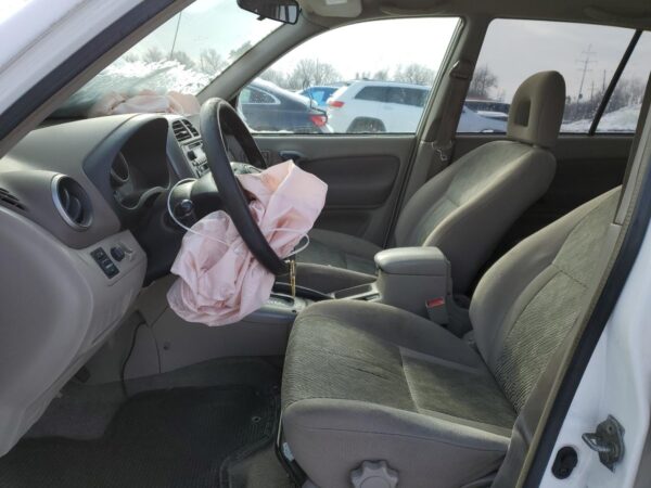TOYOTA RAV4 WHITE - JTEGH20VX20077648