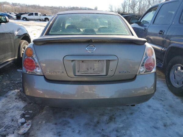 NISSAN ALTIMA SILVER - 1N4AL11D14C157243