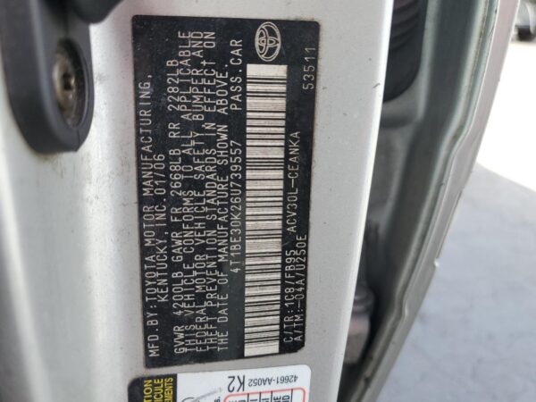 TOYOTA CAMRY GRAY - 4T1BE30K26U739557