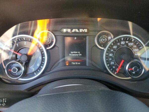 Ram 1500 2019 - 1C6RREFG4KN717027