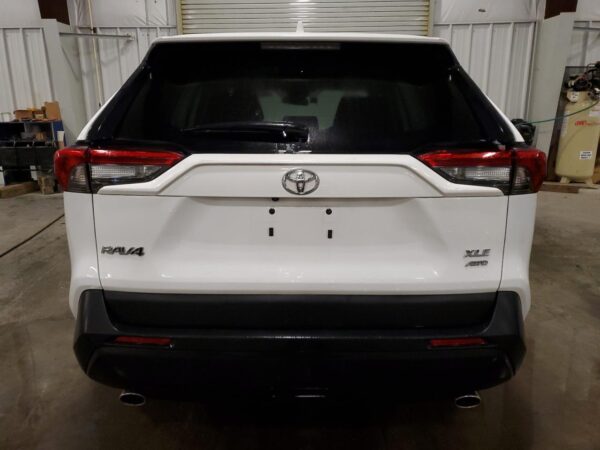 TOYOTA RAV4 WHITE - 2T3P1RFV8RW455707