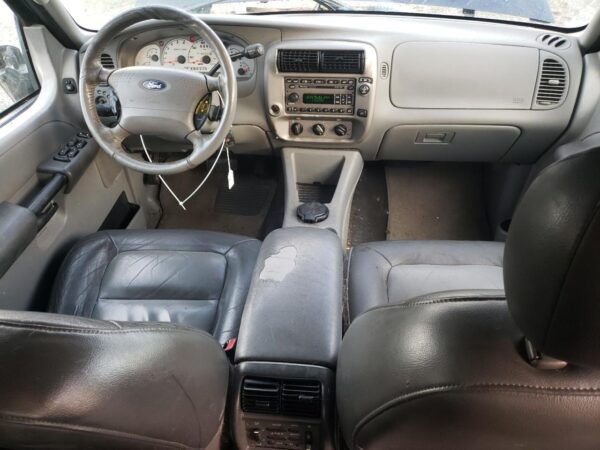 FORD EXPLORER BLUE - 1FMZU67E93UB00445