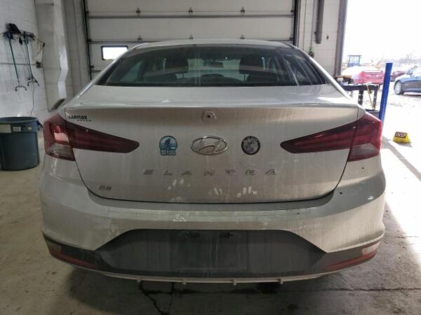 Hyundai Elantra 2019 - 5NPD74LF7KH430747