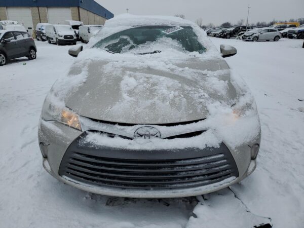 TOYOTA CAMRY GOLD - 4T4BF1FK1GR583785
