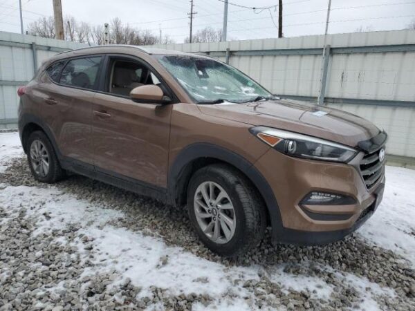 Hyundai Tucson 2016 - KM8J3CA47GU139278