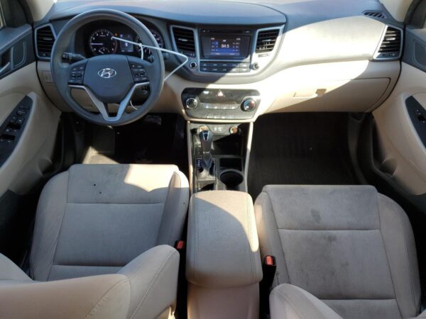 HYUNDAI TUCSON BURGUNDY - KM8J23A4XJU809111