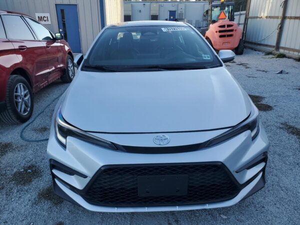 TOYOTA COROLLA SILVER - 5YFT4MCEXPP167885