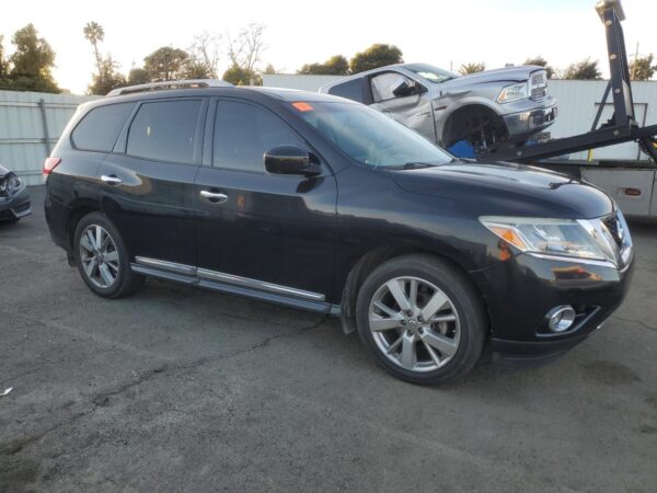NISSAN PATHFINDER BLACK - 5N1AR2MN1FC656092