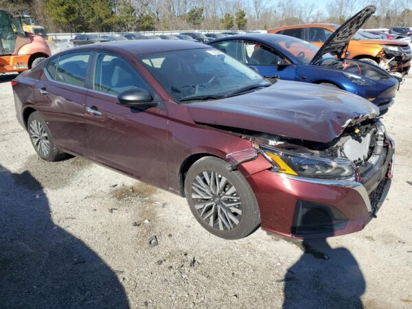 NISSAN ALTIMA BURGUNDY - 1N4BL4DV7SN325477
