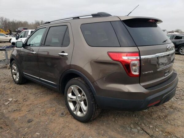 Ford EXPLORER 2015 - 1FM5K8F81FGA62031