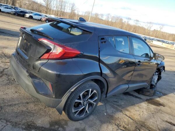Toyota C-HR 2021 - NMTKHMBX9MR126040