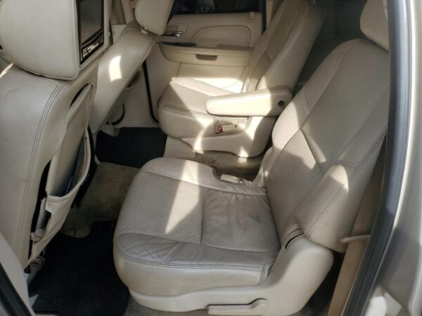 CADILLAC ESCALADE BEIGE - 1GYFK66808R268066