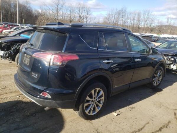 Toyota RAV4 2018 - JTMDJREV2JD214781