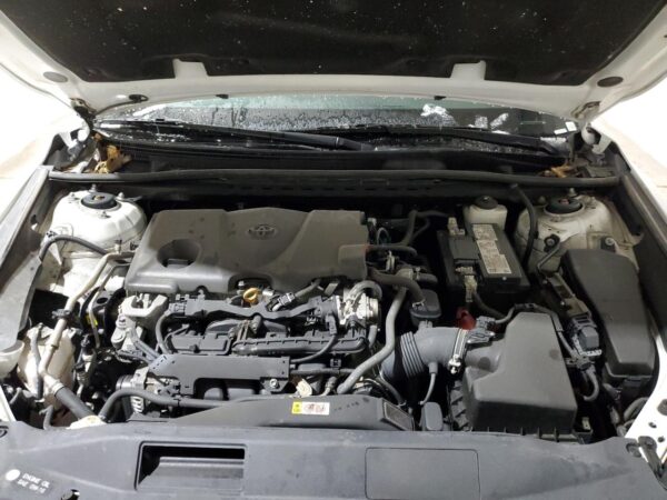 TOYOTA CAMRY WHITE - 4T1G11AK8MU454251