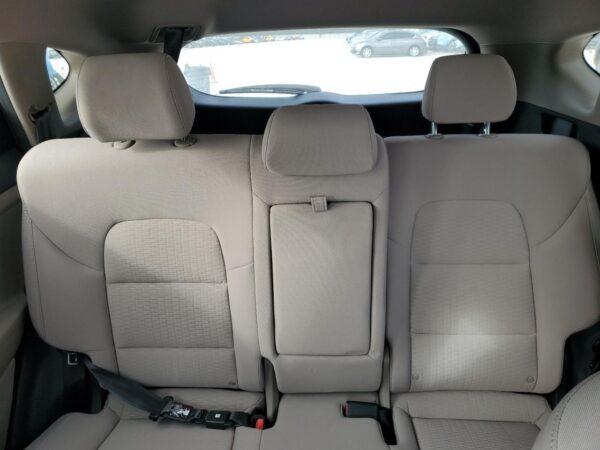 HYUNDAI TUCSON WHITE - KM8J33A46MU381135