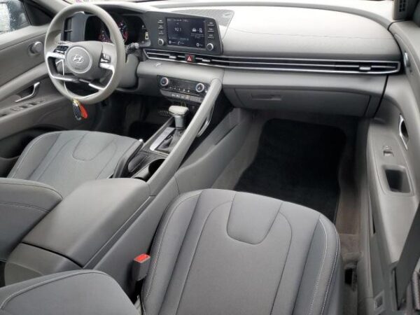 Hyundai Elantra 2021 - 5NPLM4AG7MH052075