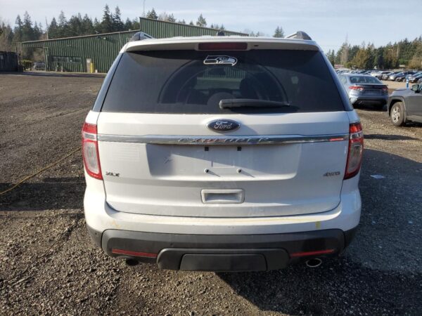 FORD EXPLORER WHITE - 1FM5K8D80FGC66192