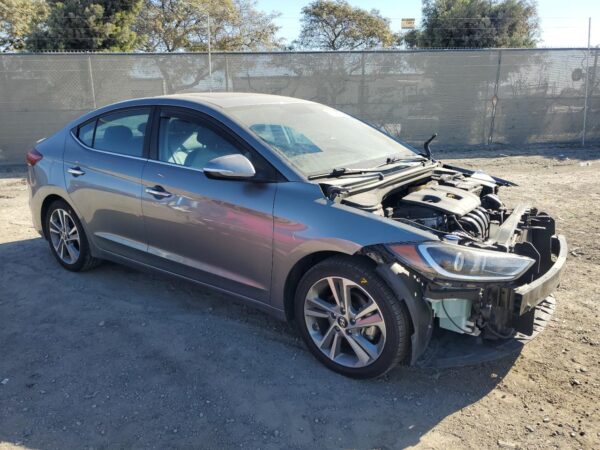 HYUNDAI ELANTRA SILVER - KMHD84LF1HU268217