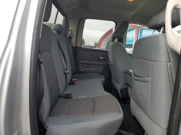 RAM 1500 SILVER - 1C6RR7GTXES299229