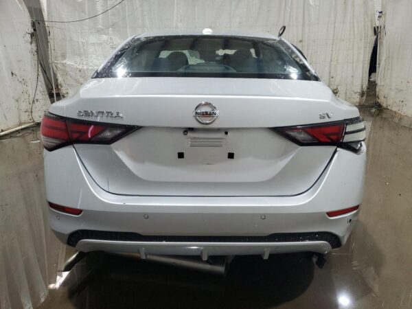 NISSAN SENTRA SILVER - 3N1AB8CV2PY248984
