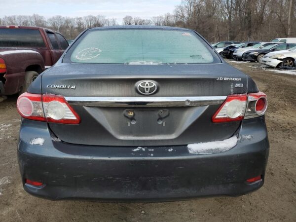 TOYOTA COROLLA BLACK - 2T1BU4EE6BC676034