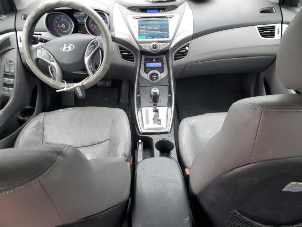 HYUNDAI ELANTRA SILVER - KMHDH4AEXDU564566