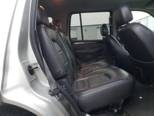 FORD EXPLORER SILVER - 1FMDU65W14UB53244