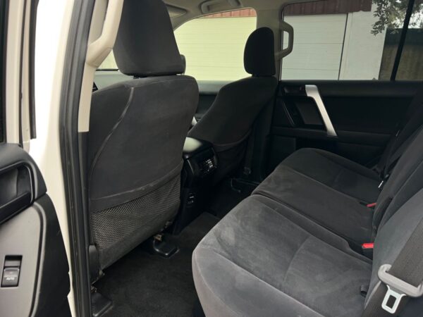 2019 TOYOTA Land Cruiser Prado White - JTEBR3FJ60K151466