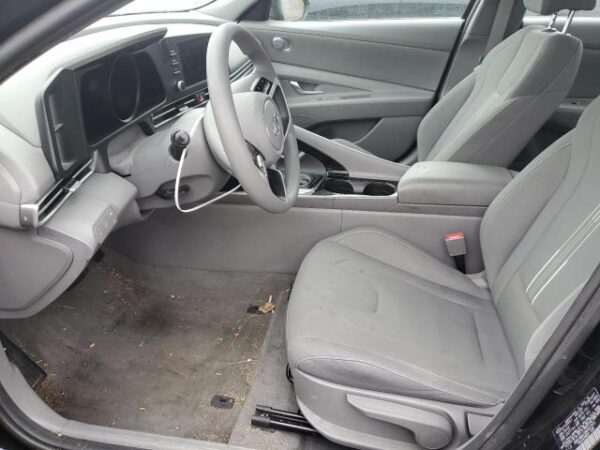 Hyundai Elantra 2022 - KMHLM4AJ0NU031972