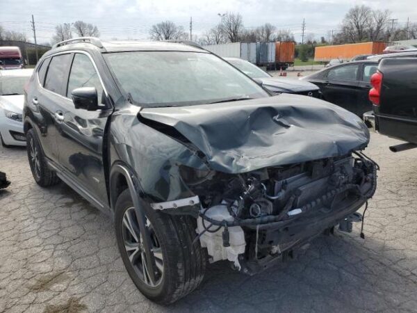Nissan ROGUE 2018 - 5N1ET2MV4JC823377
